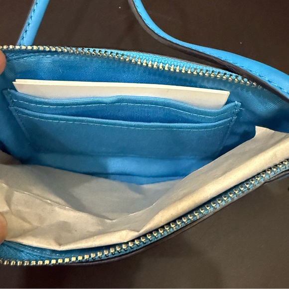 COACH Navy Blue Azure Colorblock Corner Zip Small Wristlet Wallet NWT & Box - Picture 7 of 11